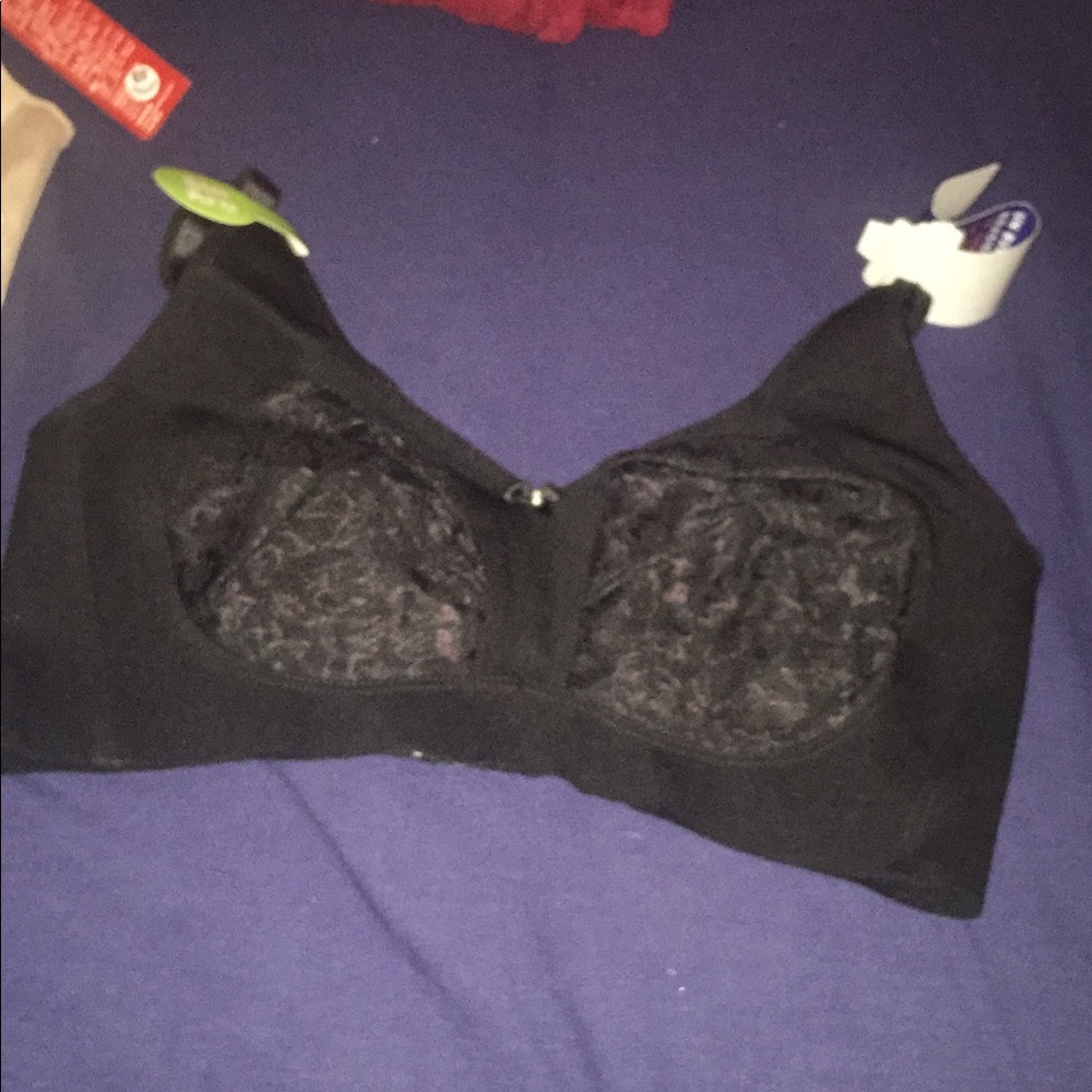 Cher bra